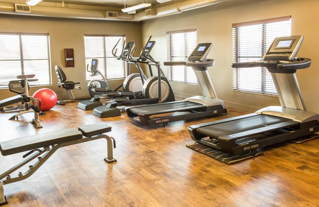 Teddy'S Residential Suites Watford City Buitenkant foto