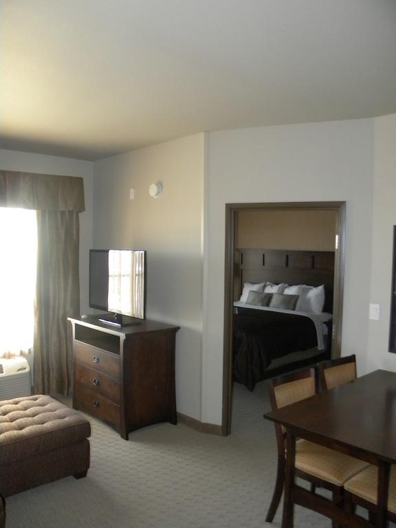Teddy'S Residential Suites Watford City Buitenkant foto