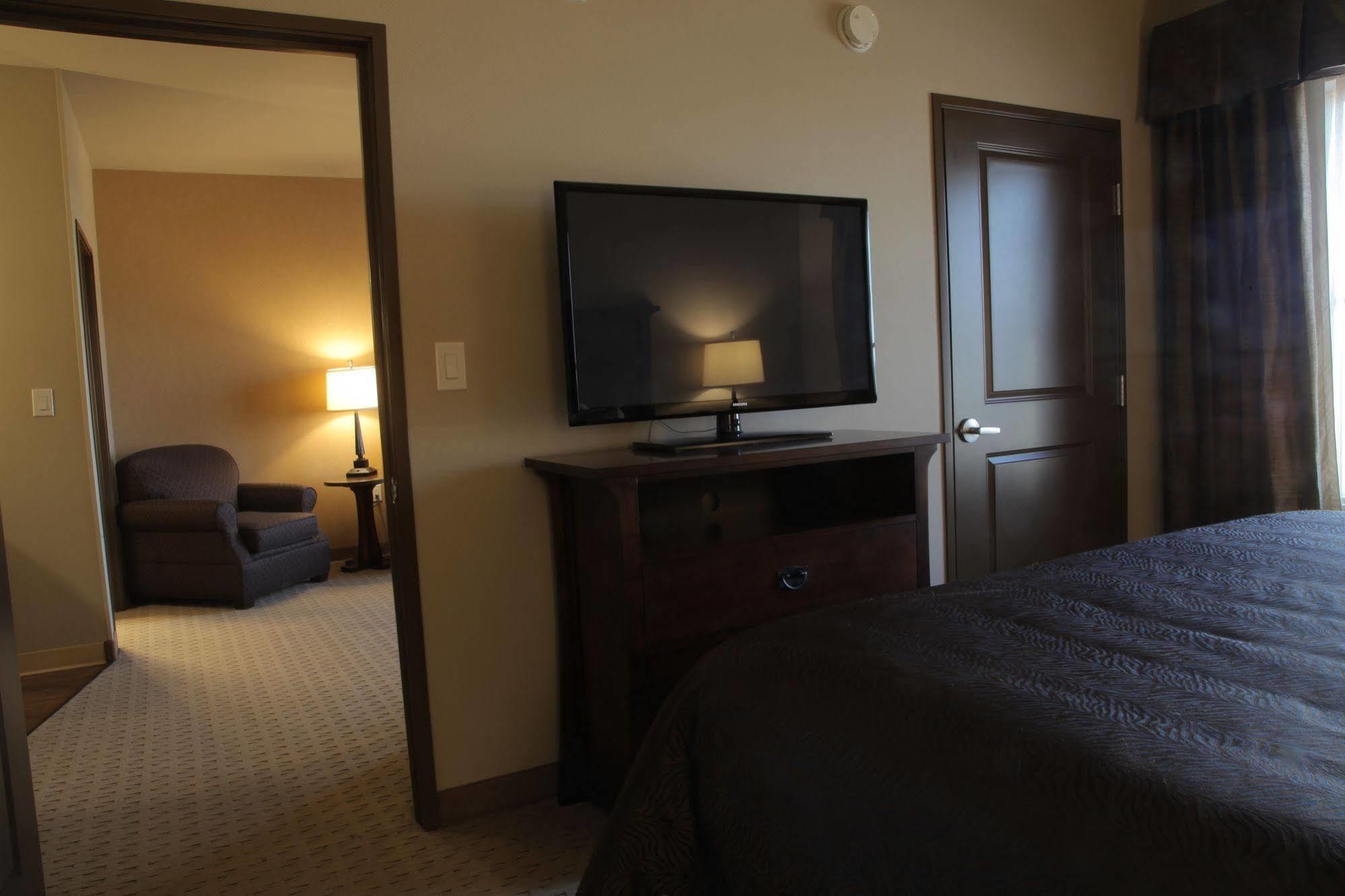 Teddy'S Residential Suites Watford City Buitenkant foto