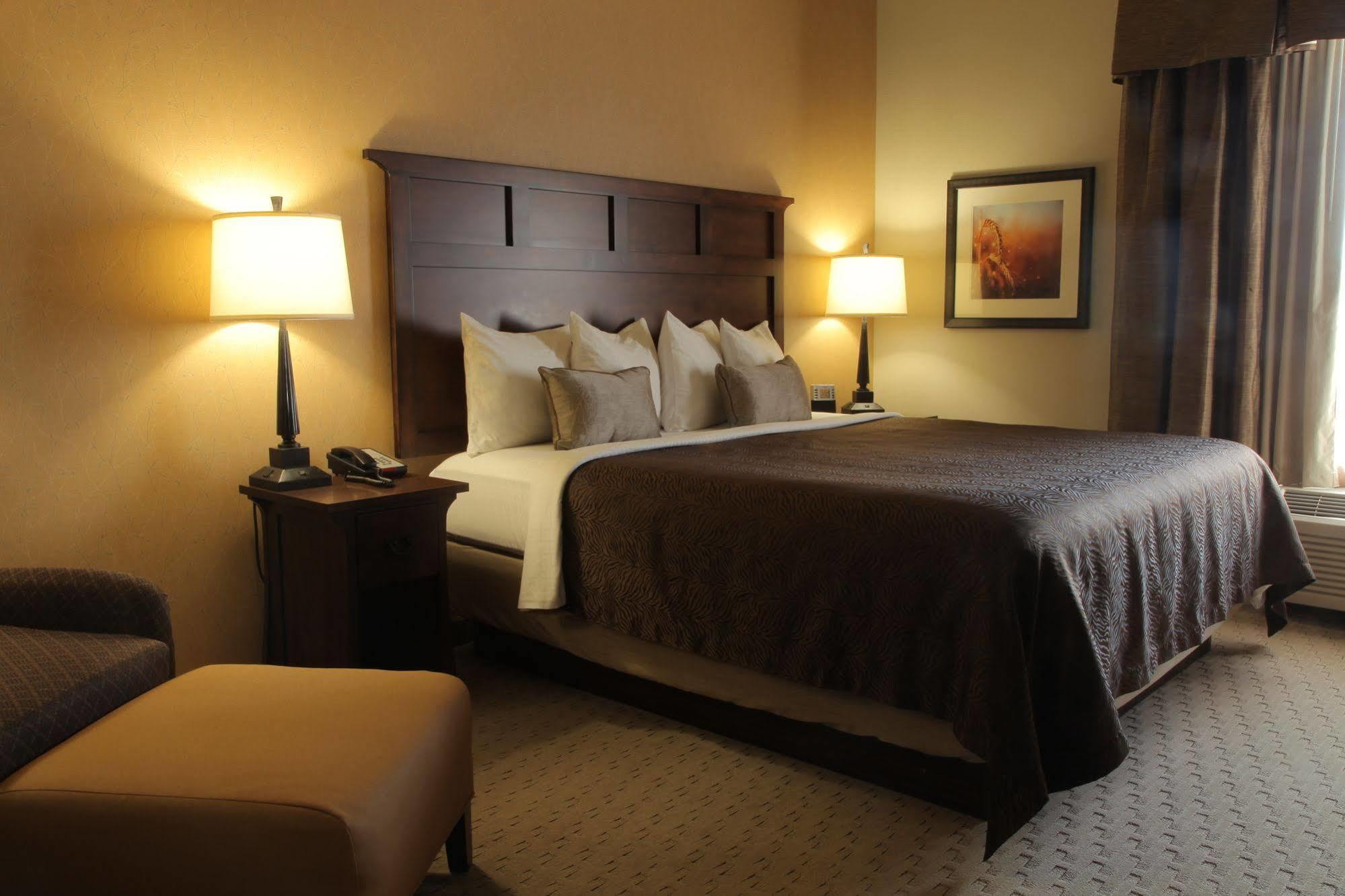 Teddy'S Residential Suites Watford City Buitenkant foto